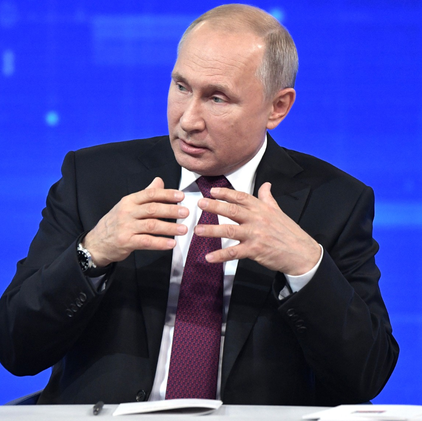 Проблема вопросов на "Прямой линии": Путин легко уходит от ответа