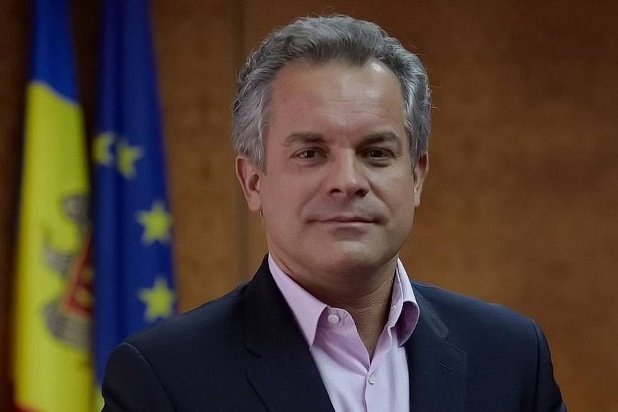 «Хозяин Молдовы» Плахотнюк ушел с поста лидера Демократической партии