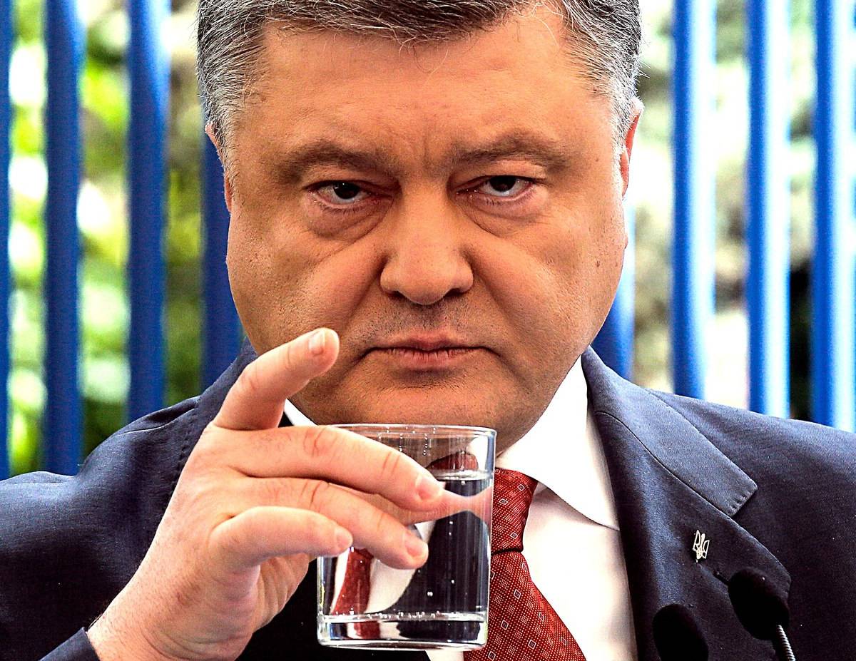 Порошенко назвал резолюцию ПАСЕ по России «мощным вызовом» Киеву
