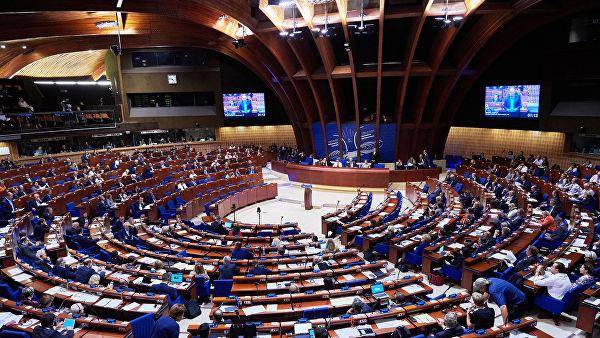 Решение ПАСЕ по России привело к коллапсу внешнеполитического курса Украины