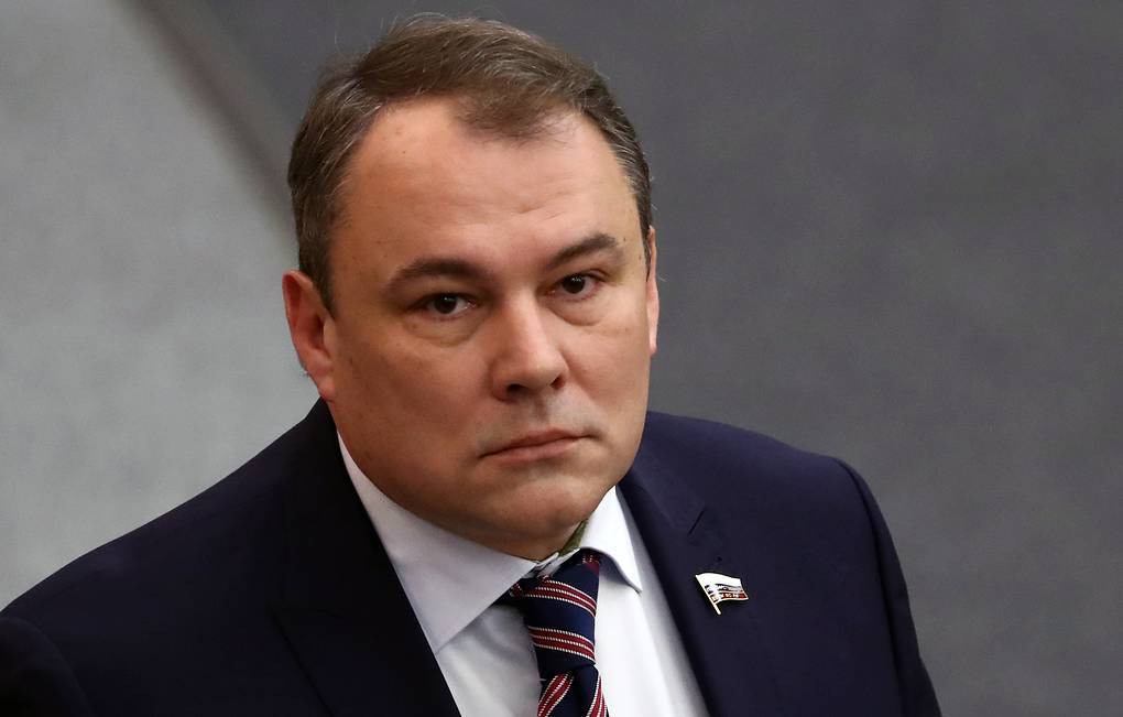 Россию вернули в ПАСЕ, несмотря на истерики цеевропейцев Россию вернули в ПАСЕ, несмотря на истерики цеевропейцев