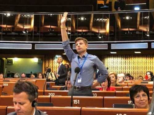 ПАСЕ: первый провал украинской внешнеполитической стратегии