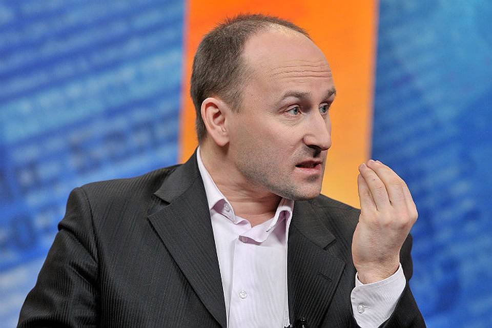 Стариков иронично ответил на реплику Мэй о «российской угрозе» Стариков иронично ответил на реплику Мэй о «российской угрозе»
