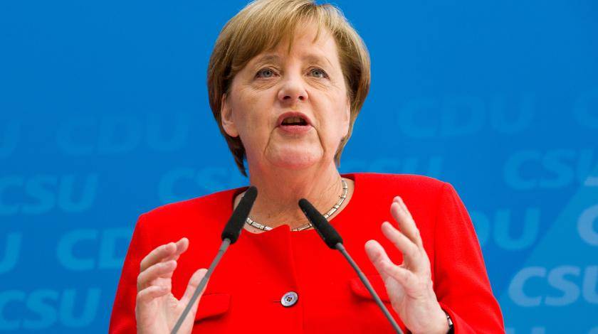 Как Меркель своей «мигрантофильской» политикой толкает немцев к нацизму