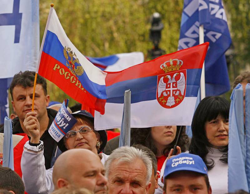 Как Россия теряет доверие сербов