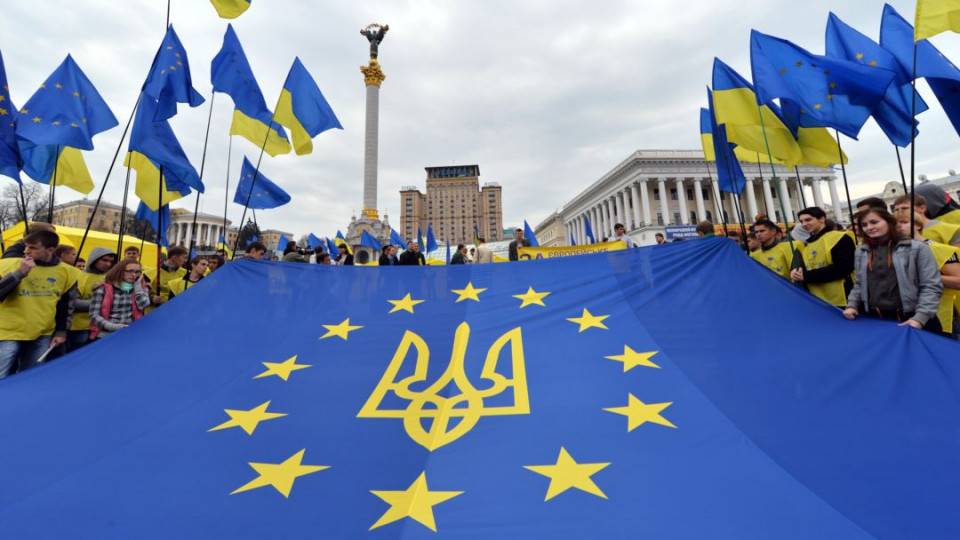 В Киеве предупредили, что Украина может пойти по югославскому сценарию