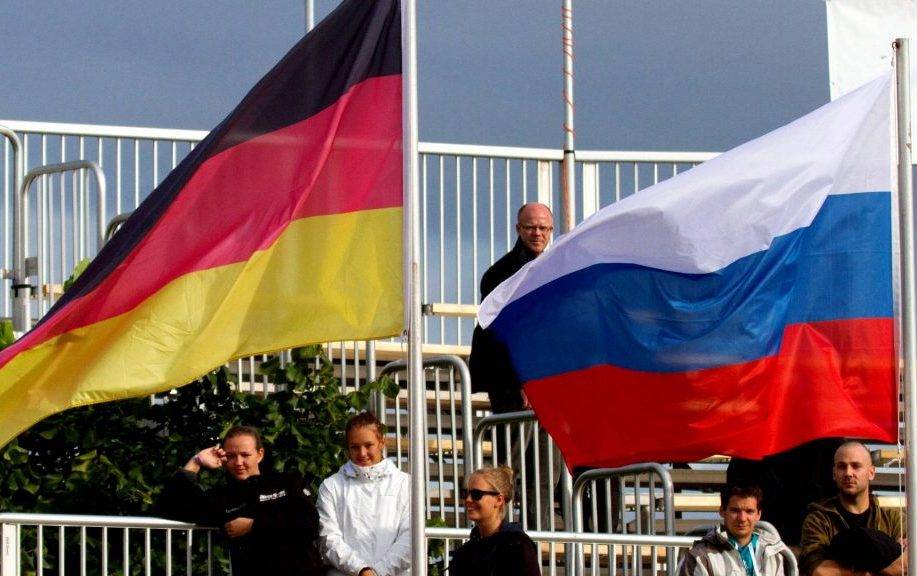 Немцы отказались ссориться с РФ: все выбирают пророссийских политиков Немцы отказались ссориться с РФ: все выбирают пророссийских политиков