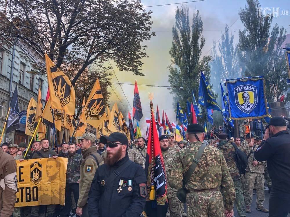 Украинские националисты требуют от Нацсовета проверки телеканала NewsOne Украинские националисты требуют от Нацсовета проверки телеканала NewsOne