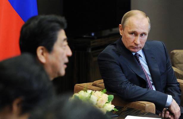 Путин вынуждает Абэ прекратить обсуждение вопроса принадлежности Курил