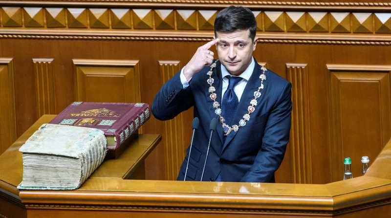 55 дней Зеленского: роспуск Рады, продолжение войны и звонок Путину