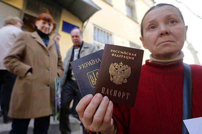 Бывшие украинцы встречают преграды в России даже с паспортом РФ