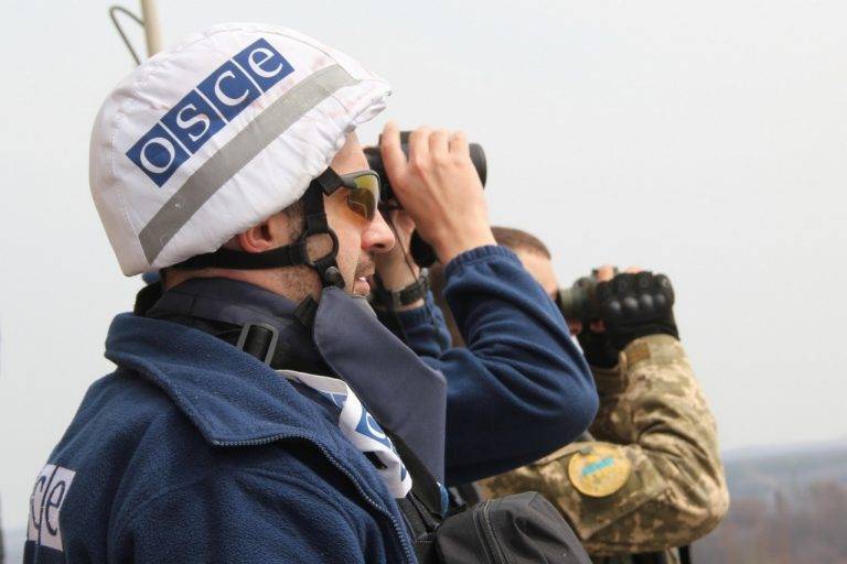 Кому нужна война на Донбассе Кому нужна война на Донбассе