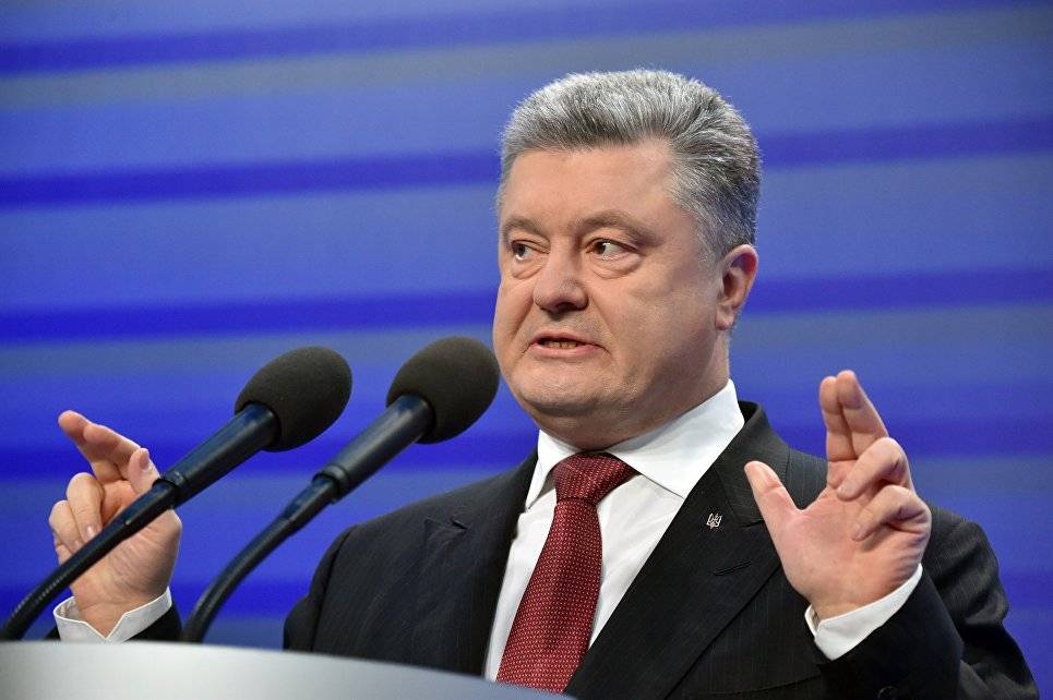 Порошенко хочет расшатать ситуацию на Украине Порошенко хочет расшатать ситуацию на Украине
