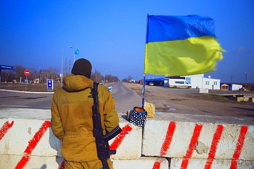 Украинские пограничники устроили беспредел на границе с ЛДНР Украинские пограничники устроили беспредел на границе с ЛДНР