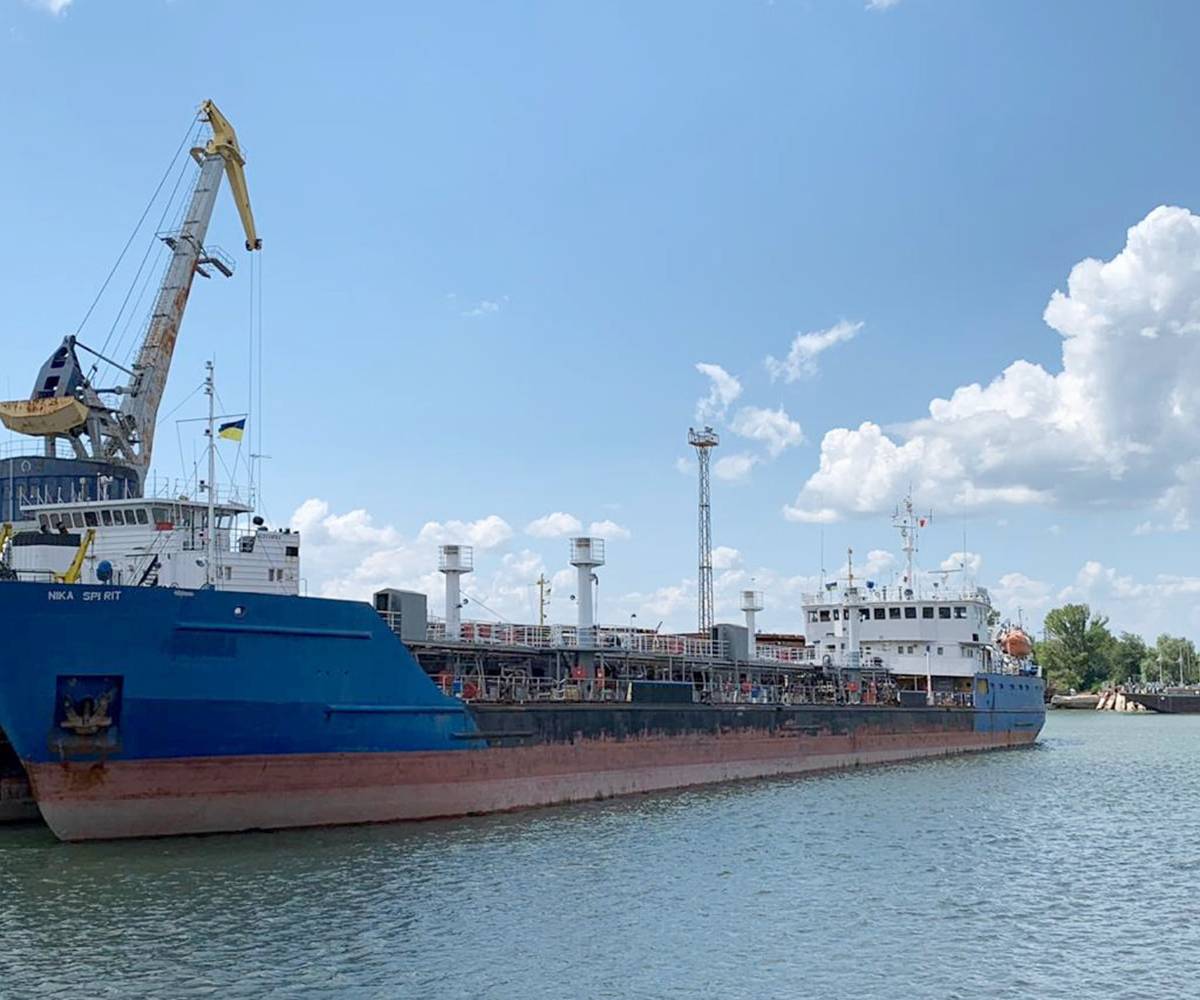 Тревожный сигнал с задержанием танкера РФ: в Киеве готовы на новые авантюры