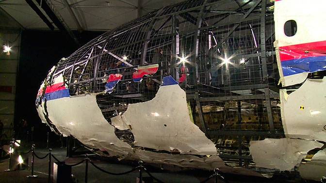 Расследование трагедии MH17: США «сели в лужу» с доказательством вины РФ