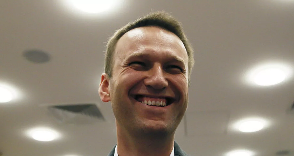 Навальный снова дурачит людей, обещая денежные компенсации