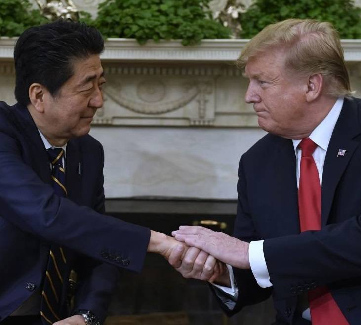 Трамп требует от Японии в 5 раз увеличить содержание баз США