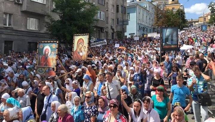 Крестный ход в Киеве: многолюдство было невиданное до сих пор