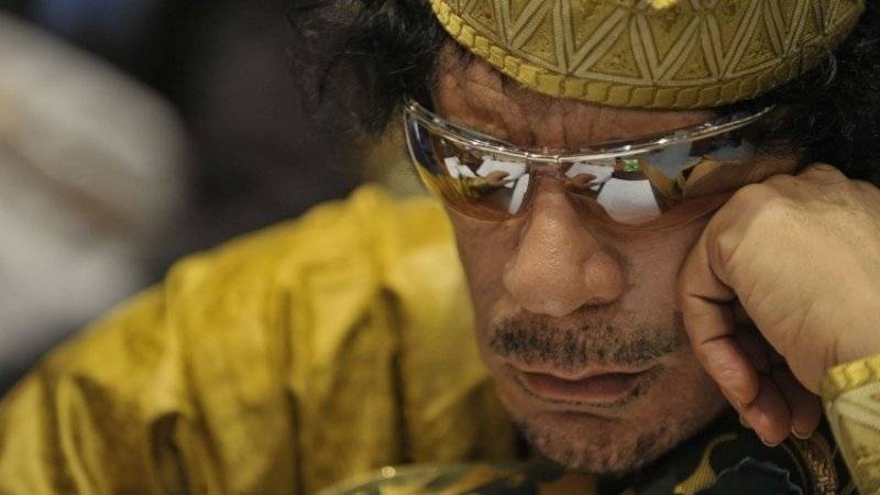 Большинство ливийцев положительно вспоминают Муаммара Каддафи
