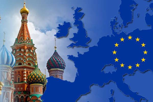 Европа ищет в России спасения от альянса США и Англии