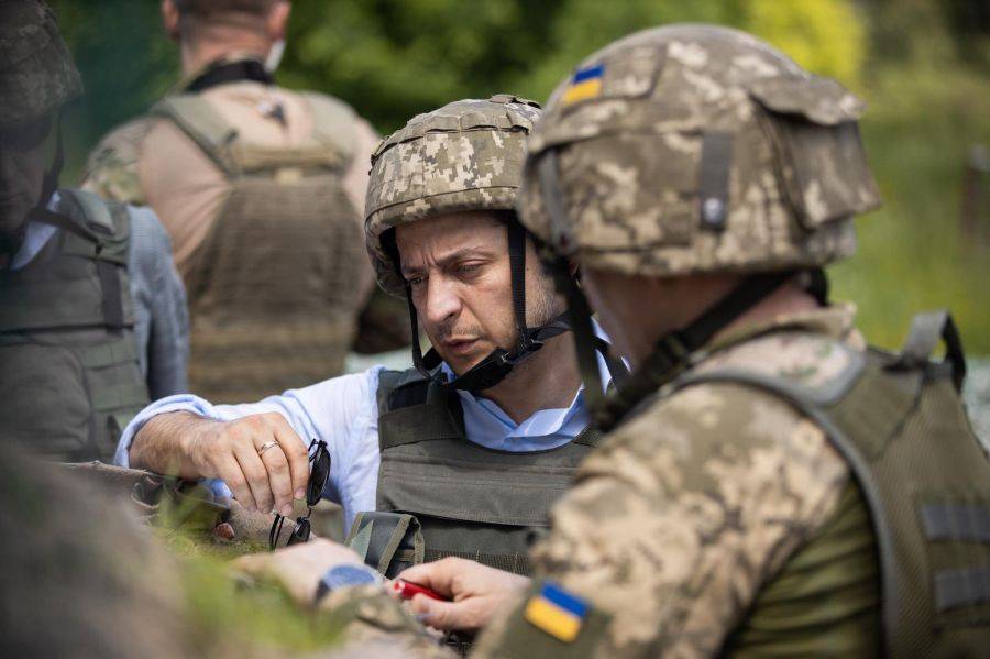 «Есть милитарный путь…» Новый украинский режим по-прежнему намерен воевать