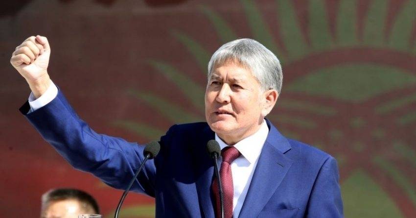 Штурм дворца Атамбаева: Киргизия на пороге войны между Севером и Югом