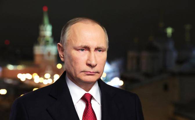 Россия нищает: Как Запад отмечает 20-летие власти Путина