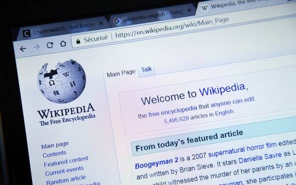 США курируют «Википедию» для ведения информационной войны с Россией