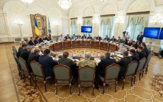 СНБО анонсировал обсуждение вопроса Донбасса