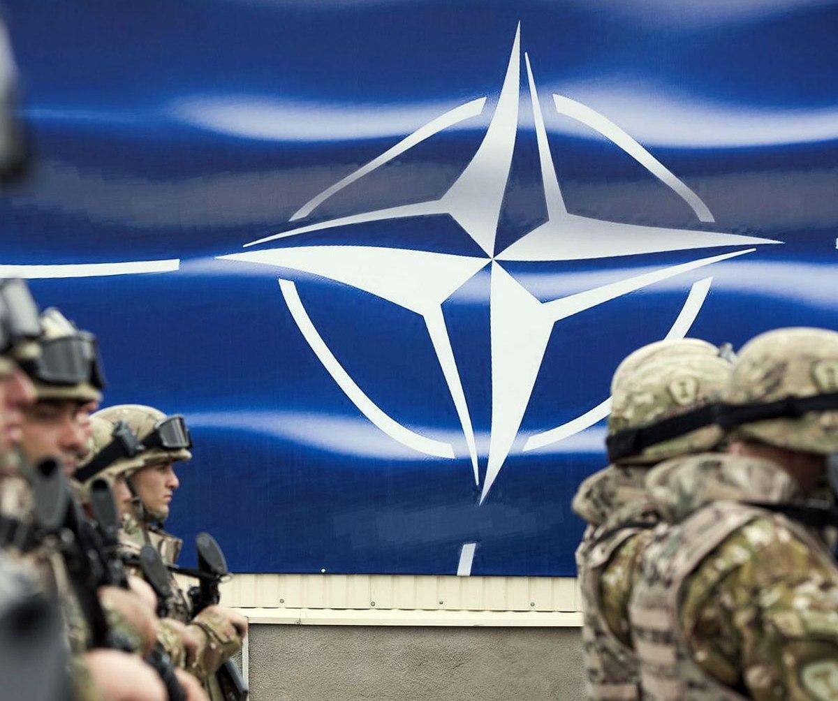 Не порицайте русских за то, что они готовятся отражать агрессию НАТО