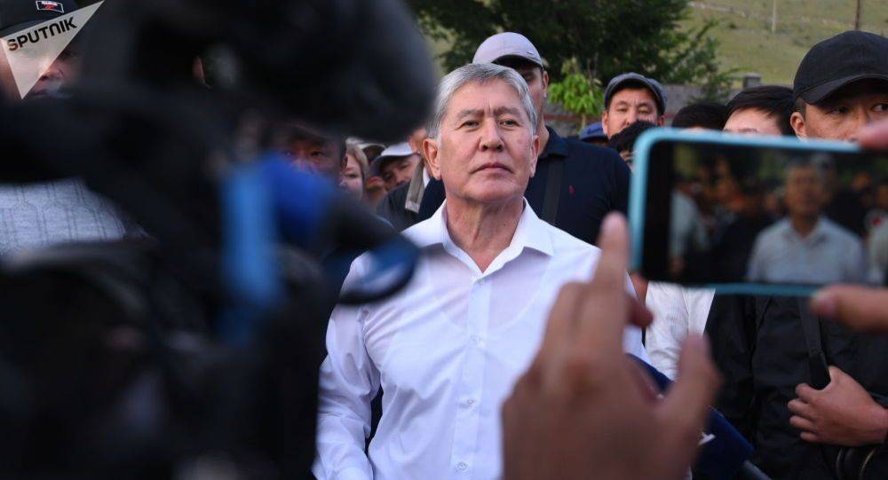 Атамбаев потратил $350 тысяч на организацию госпереворота в Киргизии