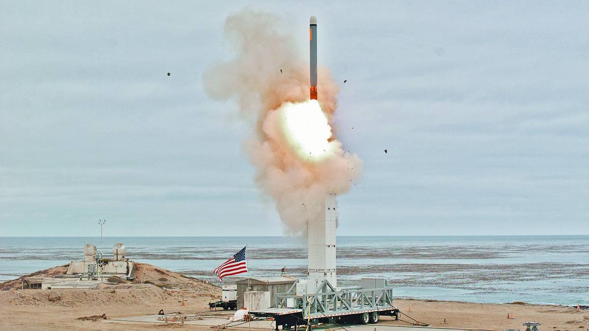 Реакция на новые ракеты: зачем защищать США до последнего поляка?