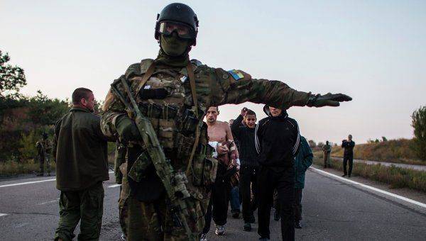 Обмен пленными между Киевом и Москвой, как итог беседы Путина и Макрона