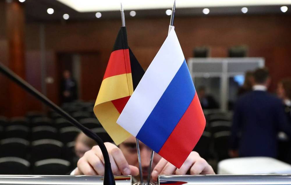 Германия вновь разделилась: Восток требует вернуть Россию в G8