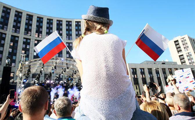 Насилие на акциях оппозиции в Москве власть задабривает шашлыками