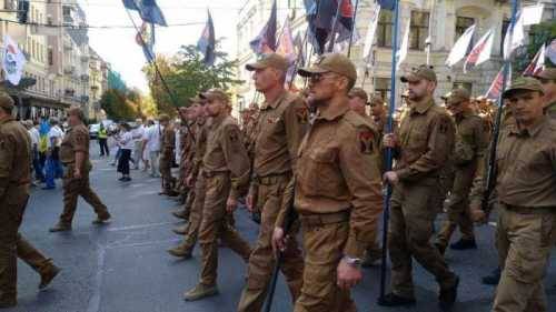 Порошенко и «партия войны» не желают уступать власть