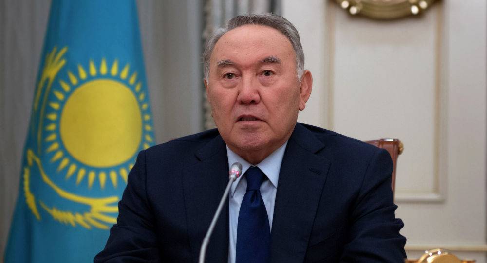 Нурсултан поплыл: как Назарбаев теряет влияние в Казахстане