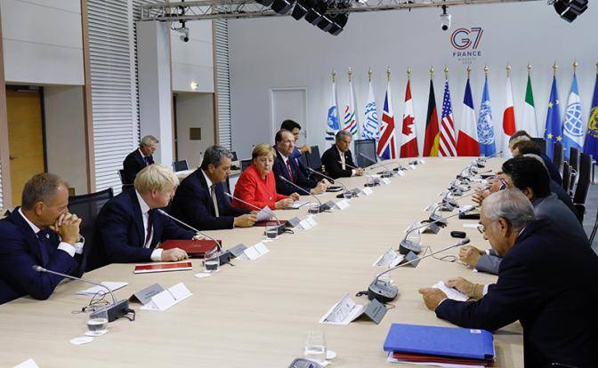 Банда G7: Потратили 300 млн долларов, чтобы не пустить к себе Россию Банда G7: Потратили 300 млн долларов, чтобы не пустить к себе Россию