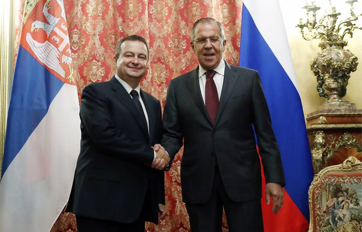 Вопреки правилам вступления в ЕС Сербия развивает отношения с Россией