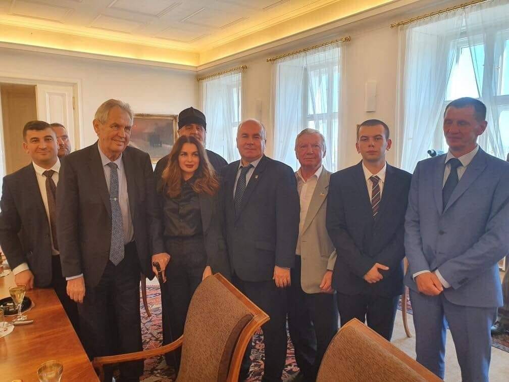 Президент Чехии  Земан обсудил с делегацией русинов автономию Западной Украины