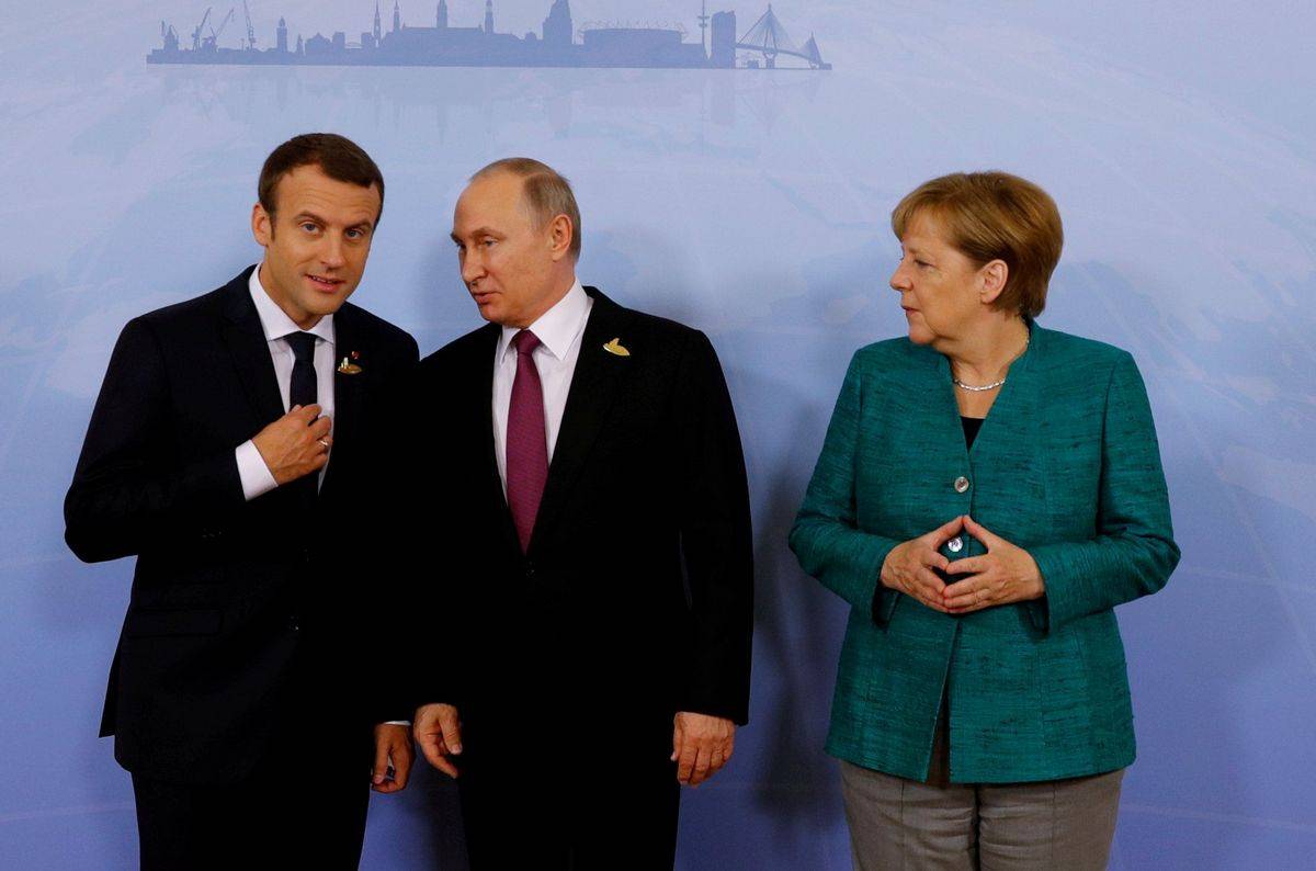 Макрон, Меркель и Путин готовят сговор против Зеленского