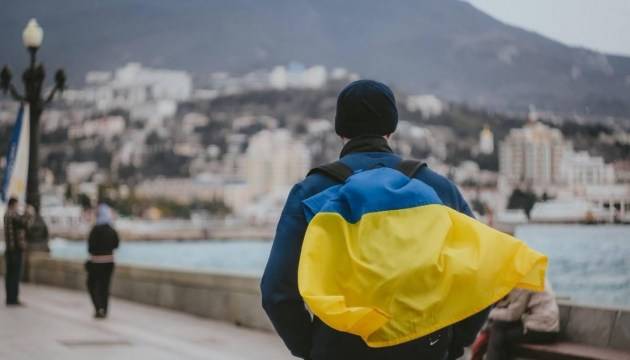 Утопичная идея Киева по Крыму: Украина "загибается" более шести лет