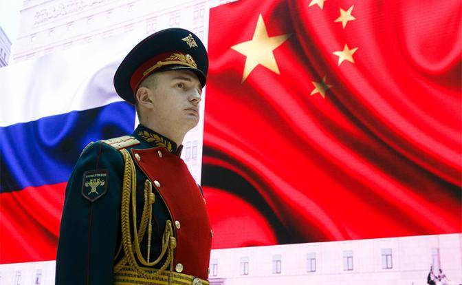 «Передушить Россию и Китай по одному, как цыплят»