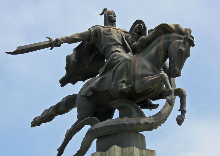 Эпос «Манас» в борьбе с советским прошлым Киргизстана