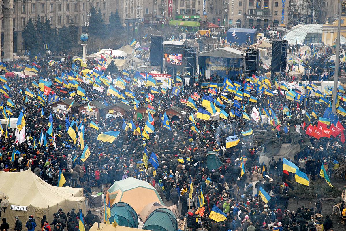 "Страна трещит по швам": ни Киев, ни Запад не знают что делать с Украиной