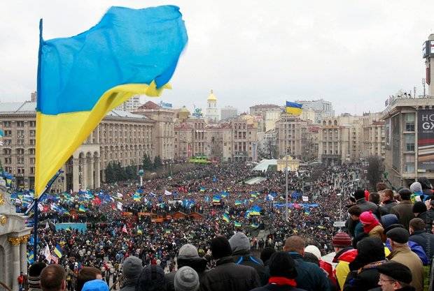 Ликвидационная комиссия Запада: Украину ведут к распаду "по-боснийски"
