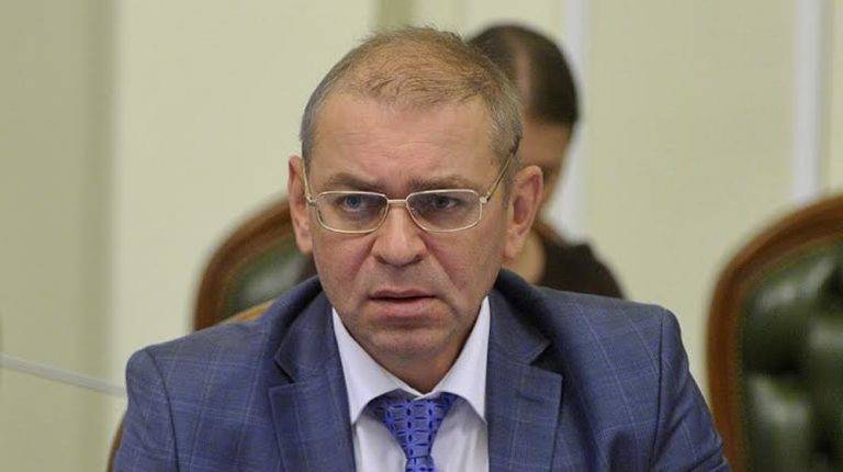 Обвинить Пашинского в расстреле майдановцев - посягнуть на небесную сотню Обвинить Пашинского в расстреле майдановцев - посягнуть на небесную сотню