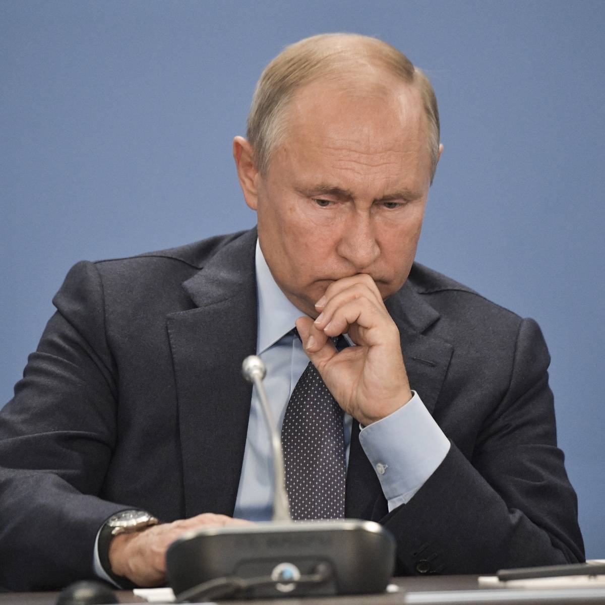 Путин сменил трех начальников управлений в Кремле
