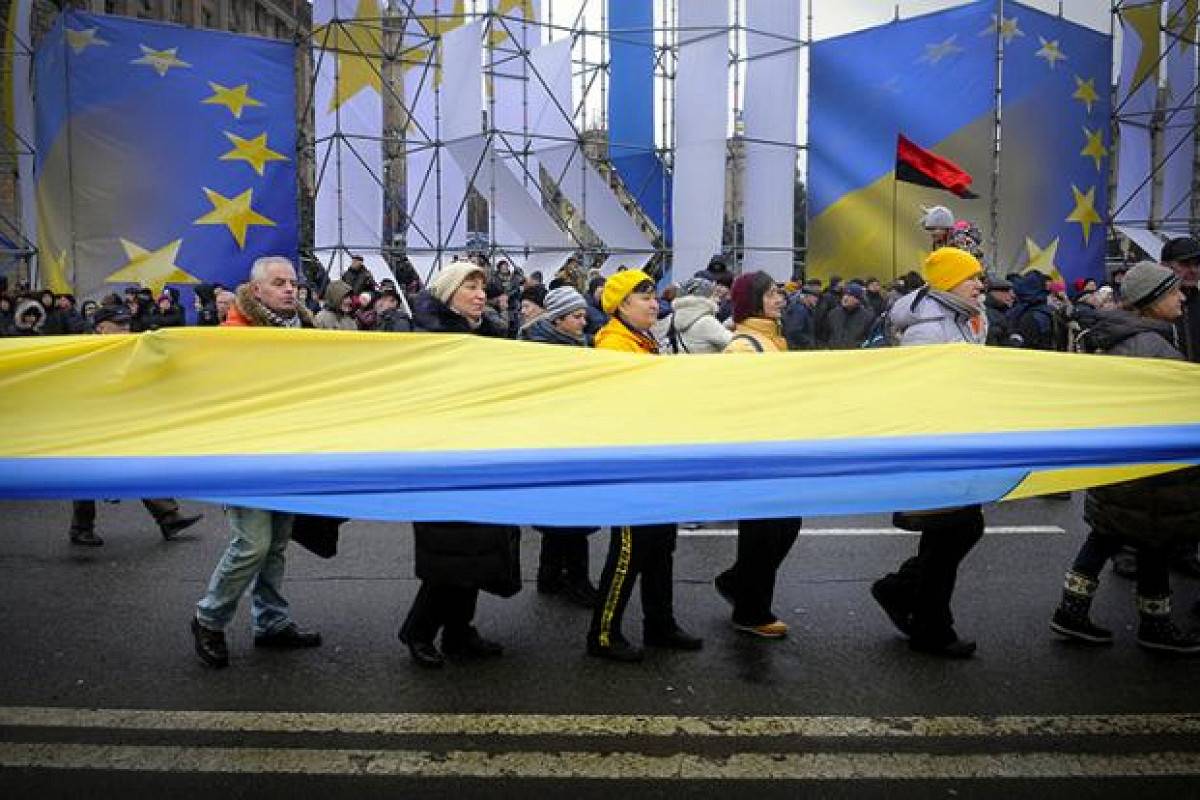 Сценарий медленного распада: Украина может прекратить свое существование